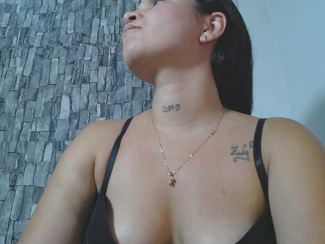 Goddes-paty live cam on BongaCams