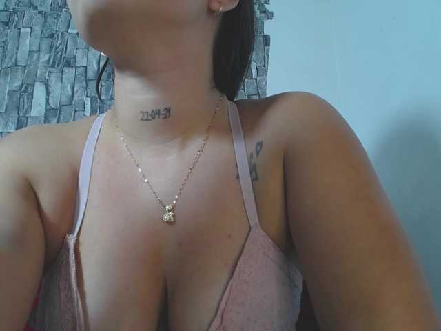 Goddes-paty live cam on BongaCams