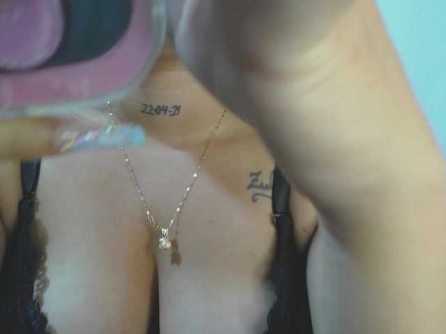Goddes-paty live cam on BongaCams