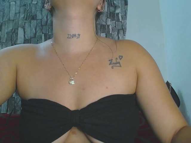 Goddes-paty live cam on BongaCams