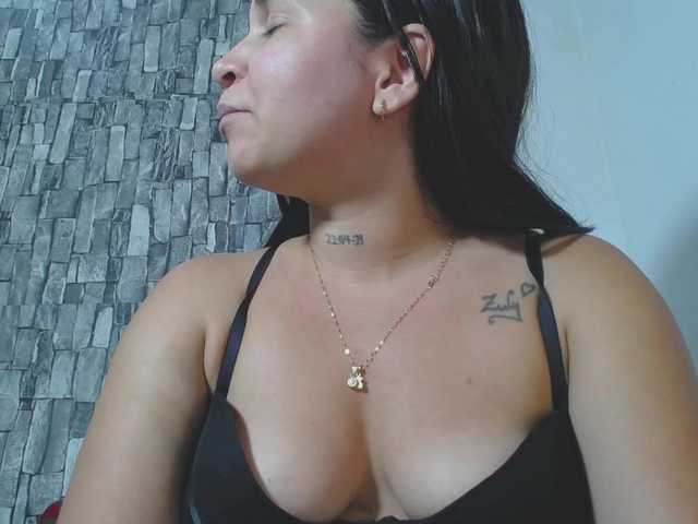 Goddes-paty live cam on BongaCams