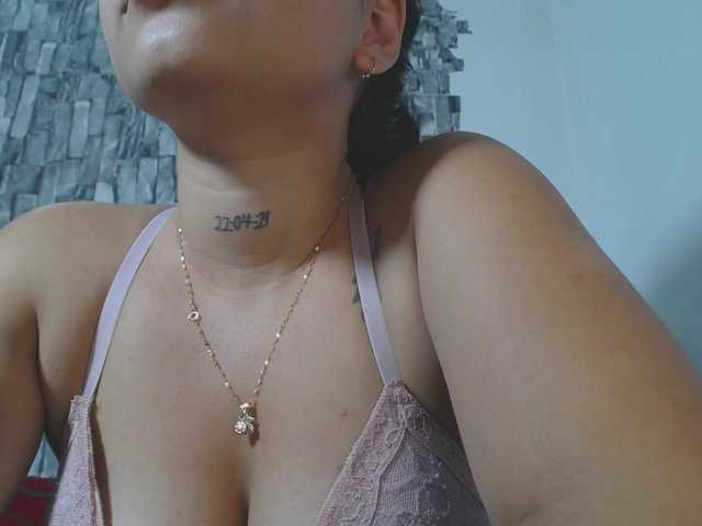 Goddes-paty live cam on BongaCams