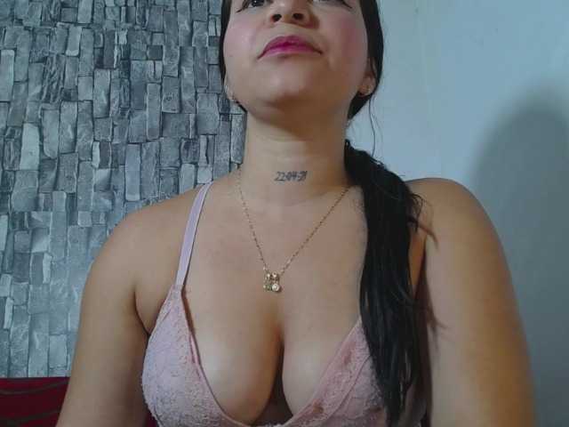 Goddes-paty live cam on BongaCams