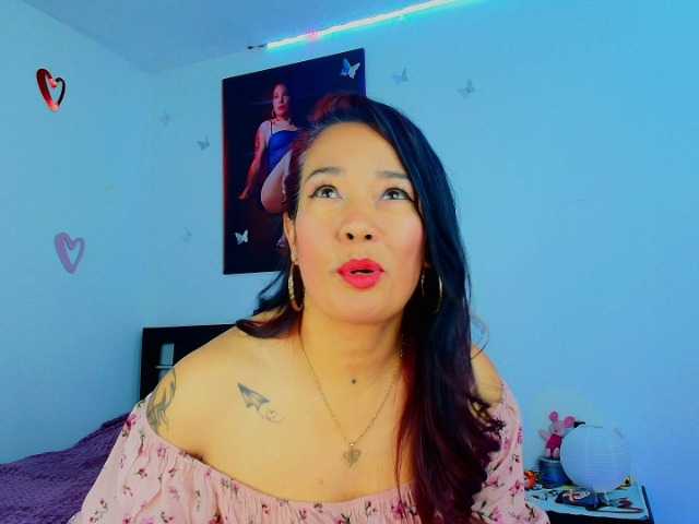 kylee79 live cam on BongaCams