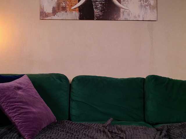 adriastacy cam belle