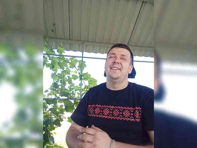 EvgenchiRus Live Webcam on BongaCams