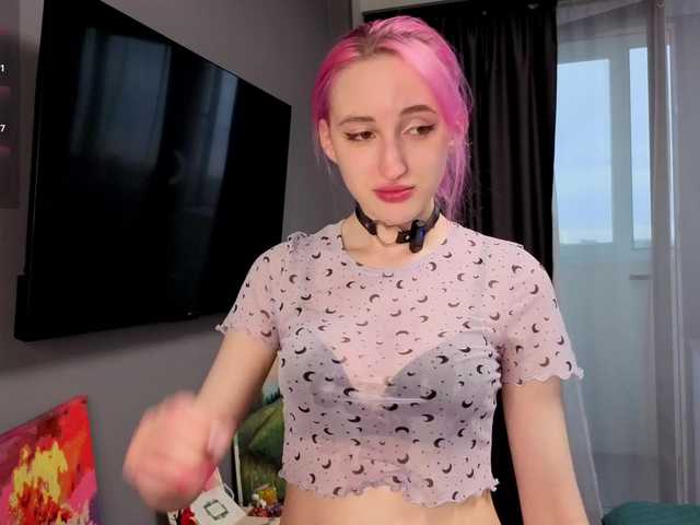 Alice-World8's BongaCams show and profile