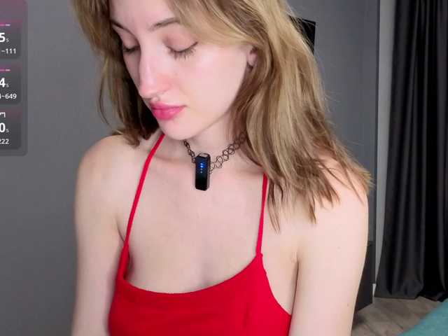 Alice-World8 live cam on BongaCams