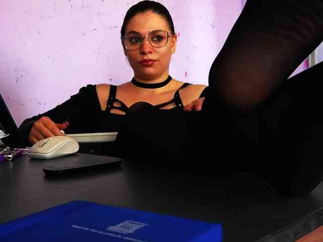 MadelynVelure webcam