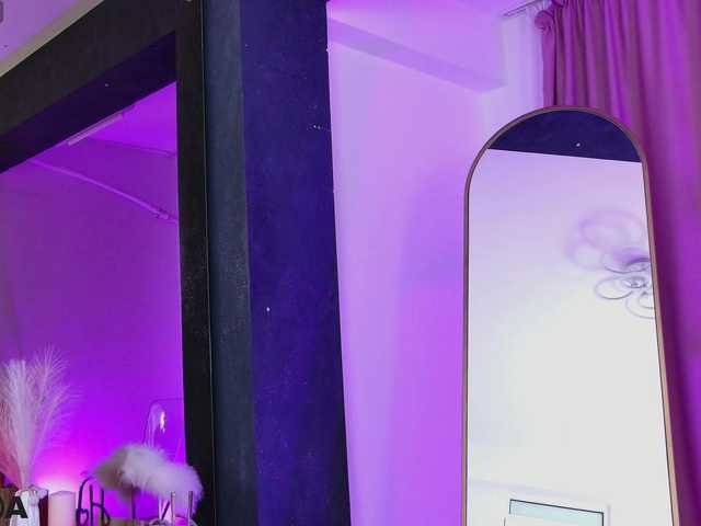 VanillaGold live cam on BongaCams