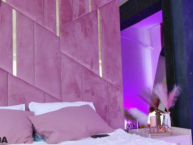 VanillaGold live cam on BongaCams