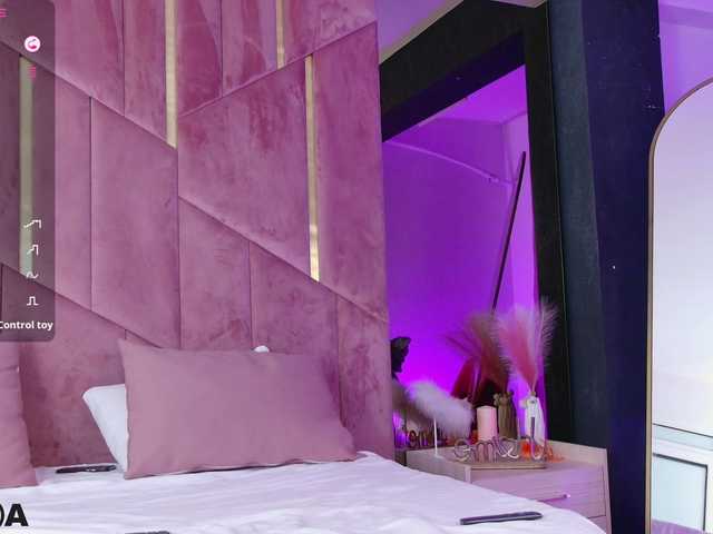 VanillaGold live webcam show