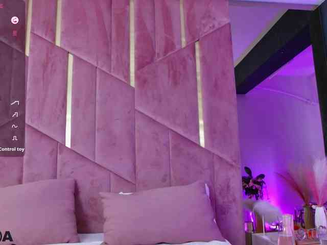 VanillaGold webcam
