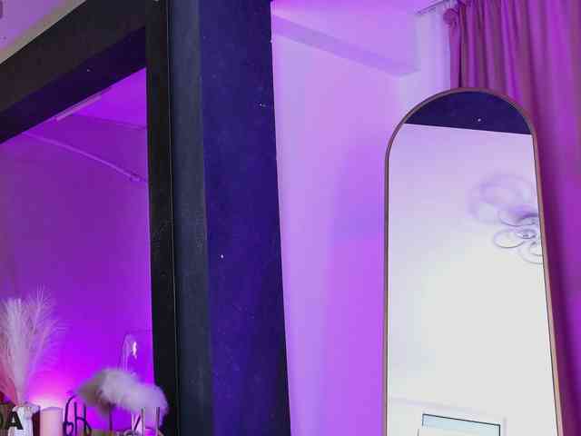 VanillaGold webcam