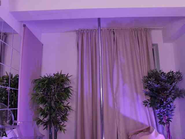 VanillaGold webcam