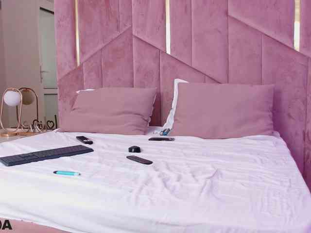VanillaGold webcam