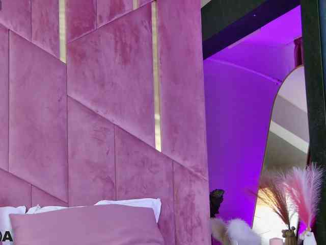 VanillaGold webcam