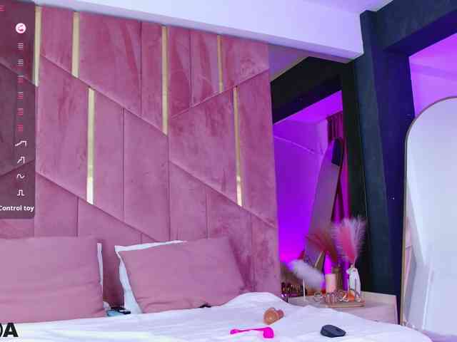 VanillaGold webcam