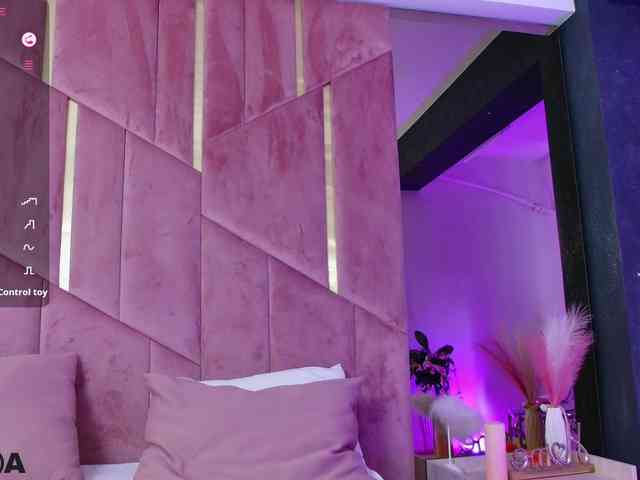 VanillaGold webcam