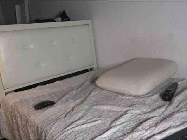 SamiraDangerous webcam