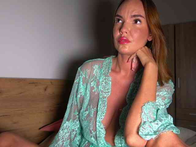 SamiraDangerous webcam
