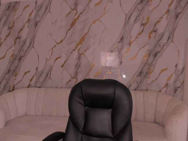 HaileyRoss live cam on BongaCams