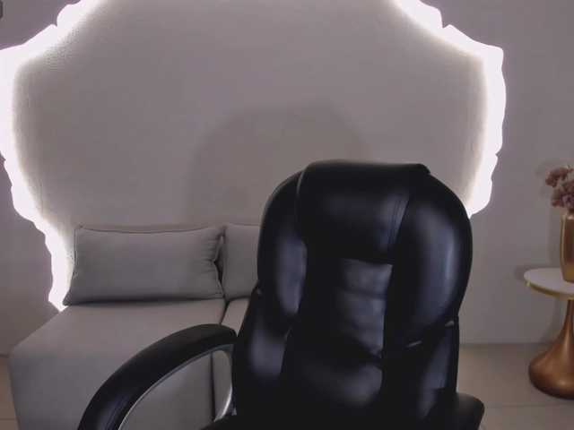 HaileyRoss live cam on BongaCams