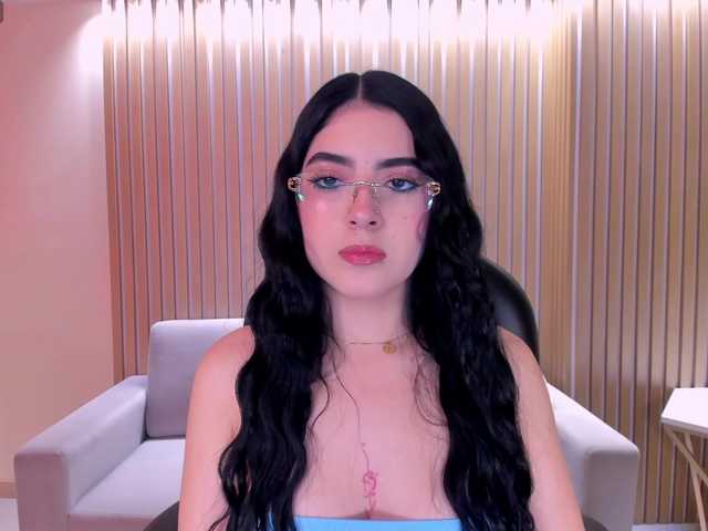 HaileyRoss live webcam show