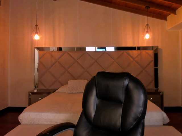HaileyRoss live cam on BongaCams