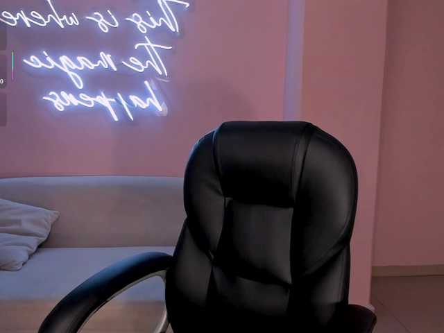 HaileyRoss live cam on BongaCams
