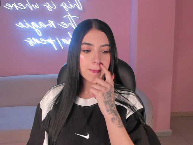 HaileyRoss live cam on BongaCams