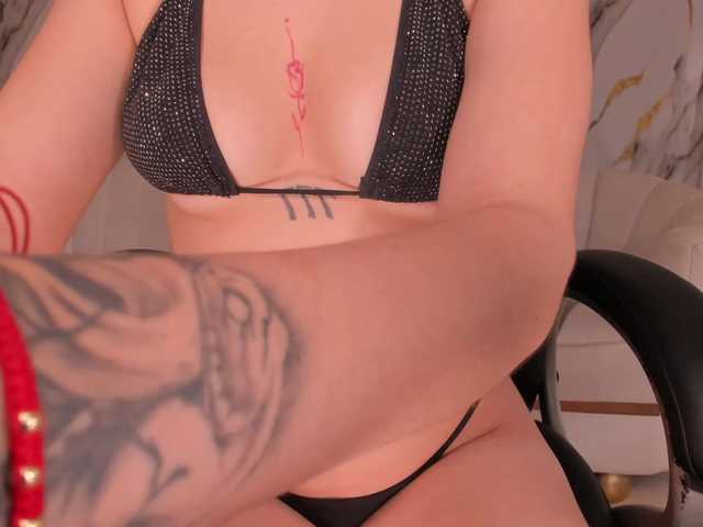 HaileyRoss live cam on BongaCams