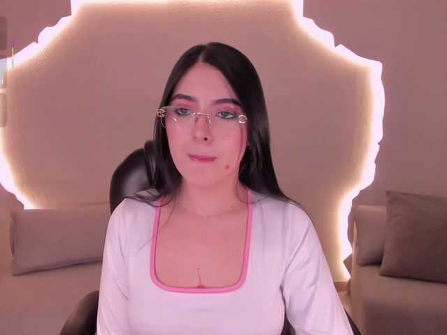 HaileyRoss live cam on BongaCams