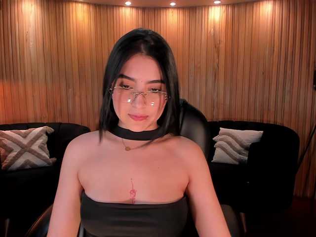 HaileyRoss live cam on BongaCams