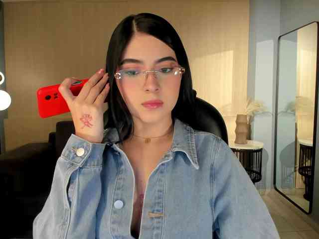 HaileyRoss webcam