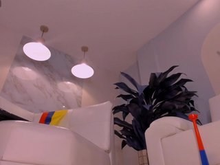 ZaraKafruni Porn Show