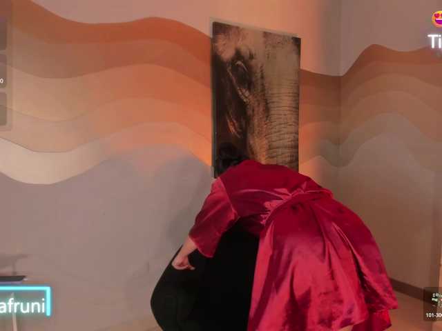 ZaraKafruni live cam on 