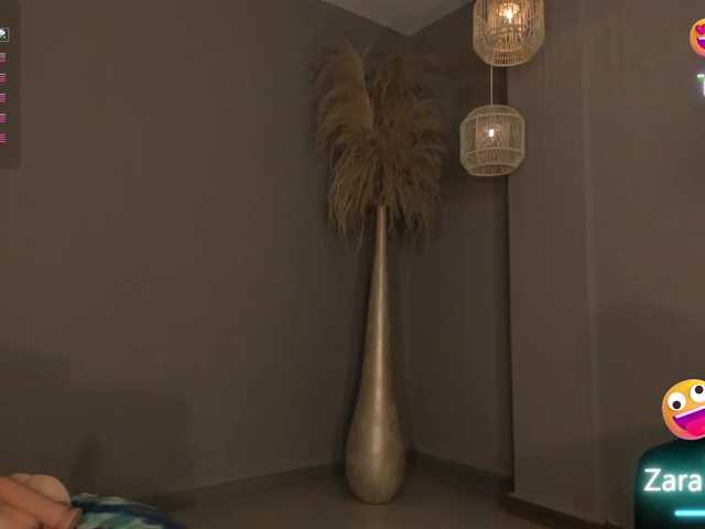 ZaraKafruni live cam on BongaCams