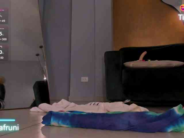 ZaraKafruni webcam