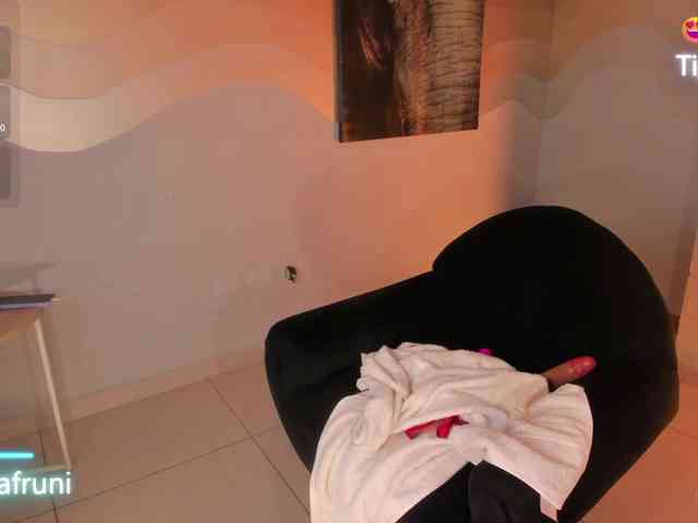 ZaraKafruni webcam