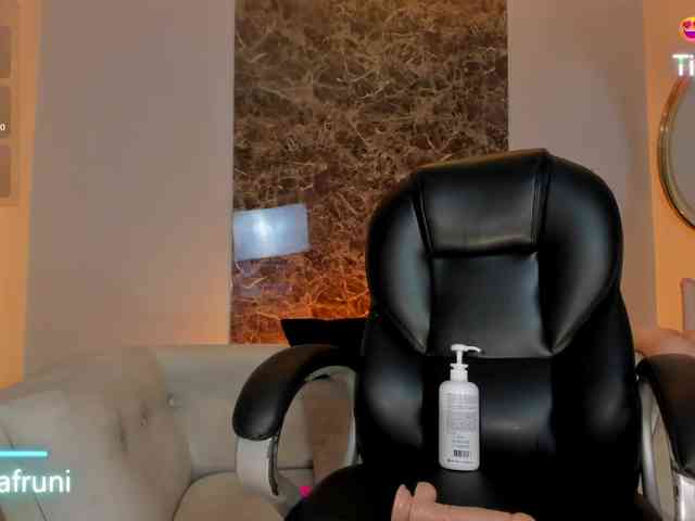 ZaraKafruni webcam