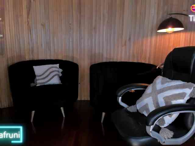 ZaraKafruni webcam
