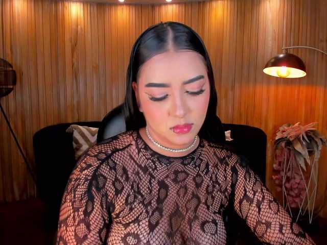 SophieLanne live cam on BongaCams