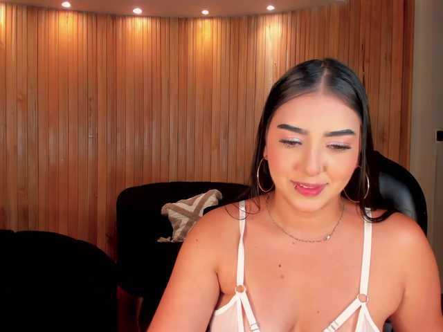 SophieLanne live cam on BongaCams