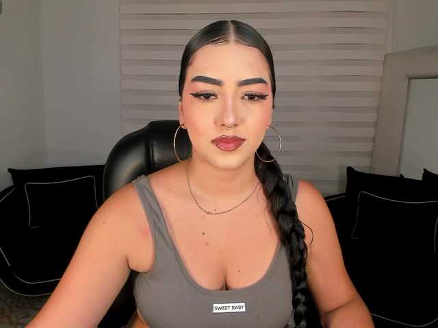 SophieLanne live cam on BongaCams