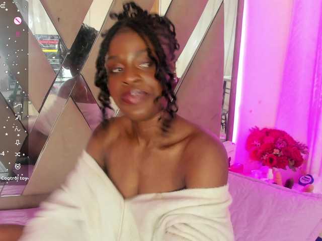 anisha-zambrano live webcam show