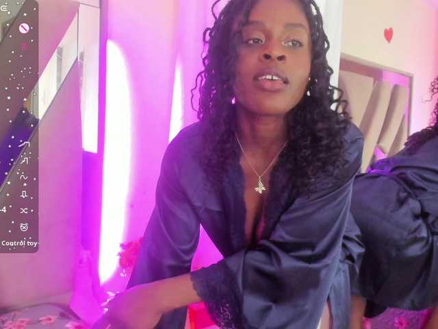 anisha-zambrano live webcam show