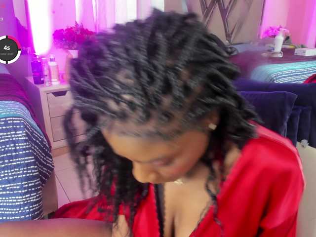anisha-zambrano live cam on BongaCams