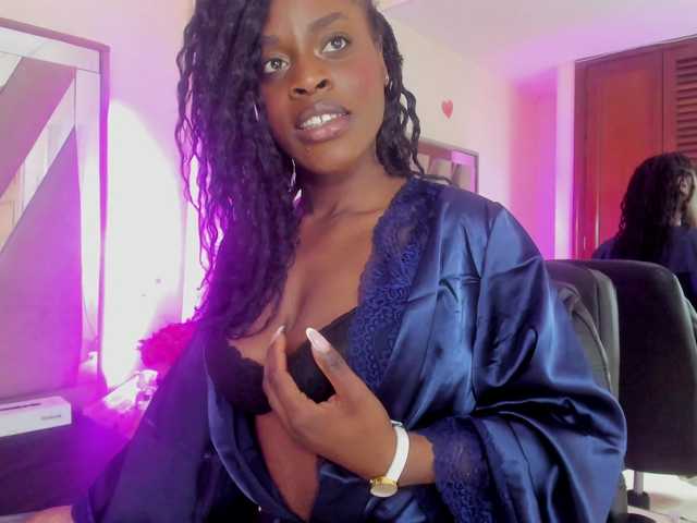 anisha-zambrano Cam en directo en BongaCams