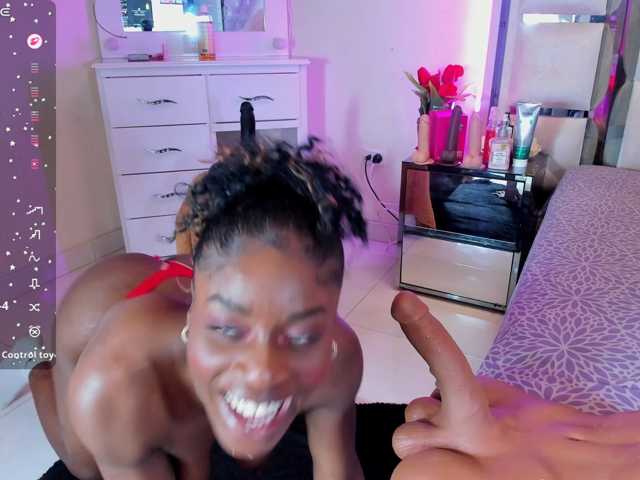 anisha-zambrano live cam on BongaCams